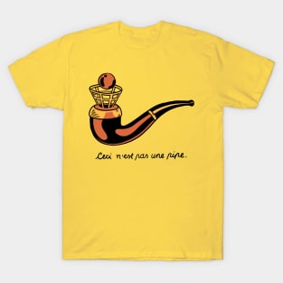 Ceci n'est pas une pipe T-Shirt